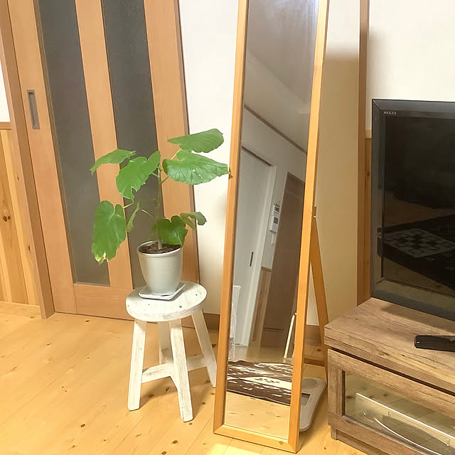 IKEA - イケア -】SKOGSTA -スコグスタ- イス スツール アカシア IKEA - イケア -】SKOGSTA -スコグスタ- イス スツール アカシア