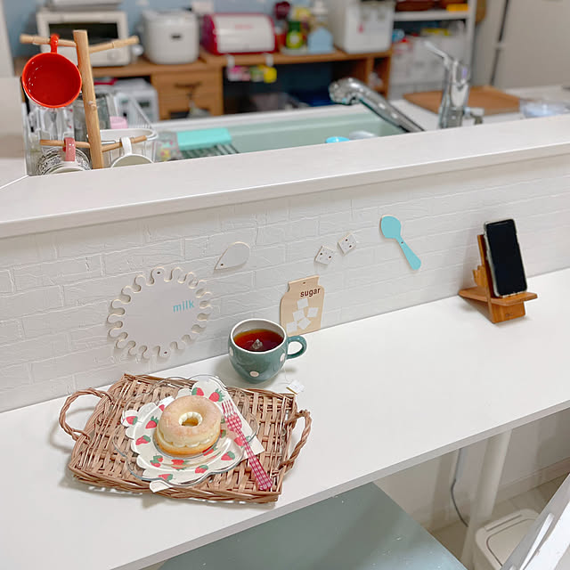 クレヨンしんちゃん 可動式テーブル ナイトテーブル アイデア