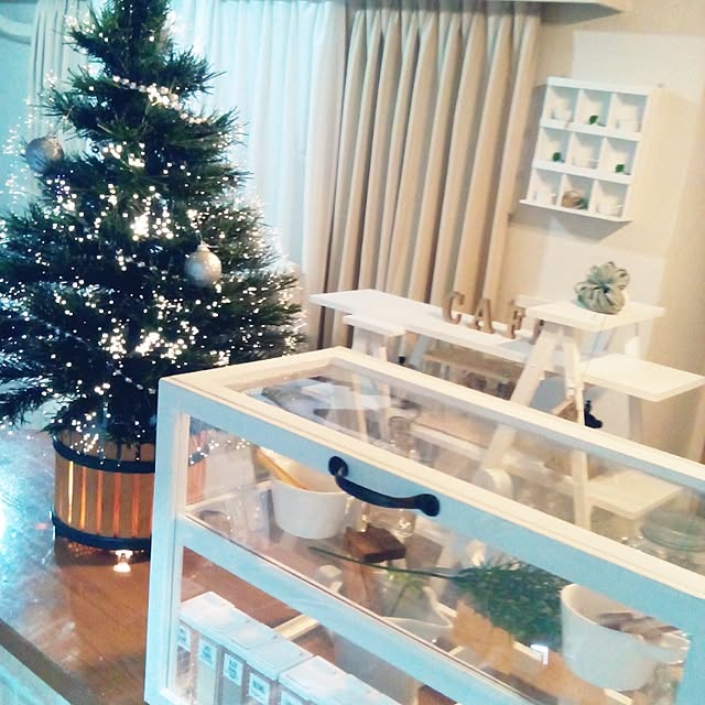 クリスマス/ツリー⇒15年目♥/DIY⇒ショーケース♥/DIY⇒カフェ棚♥/●主人のDIY●...などのインテリア実例 - 2016-11-12 00:57:03