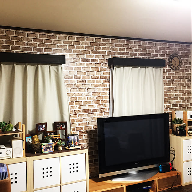 jamのTanaka-壁紙 シール はがせる おしゃれ 北欧風 レンガ リメイク シート のり付き ウォールステッカー レンが アンテイークブラウン(44cm×10m・ブラウンレンガ柄)の家具・インテリア写真