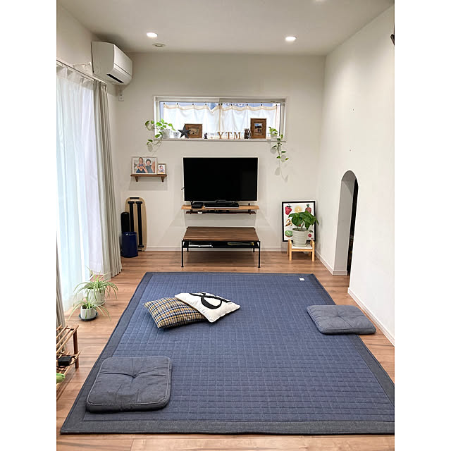 部屋全体/ゴロゴロスペース/クッション/デニムラグ/ウンベラータ...などのインテリア実例 - 2023-07-22 14:11:52