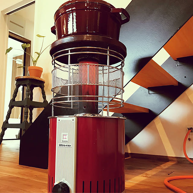昭和レトロ ガスストーブのおしゃれなインテリア・部屋・家具の 昭和レトロ ガスストーブのおしゃれなインテリア・部屋・家具の