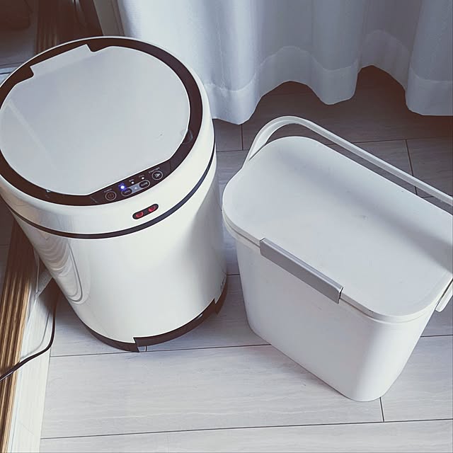 2WAY】 センサーごみ箱 + 電動ちりとり 一体化 自動吸引モード 2WAY】 センサーごみ箱 + 電動ちりとり 一体化 自動吸引モード
