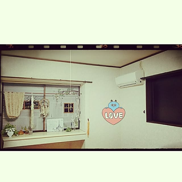 壁/天井/いいね！押し逃げばかりでごめんなさい。/いいね、フォロー本当に感謝です♡/見せる収納に憧れる/可愛いもかっこいいも好き♡...などのインテリア実例 - 2017-07-07 22:00:34