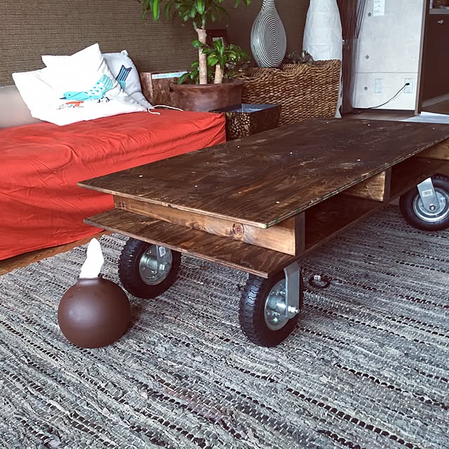 車輪付きテーブルのおすすめ商品とおしゃれな実例 | RoomClip 車輪付きテーブルのおすすめ商品とおしゃれな実例 | RoomClip