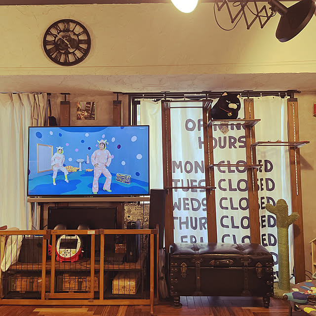 キャットウォーク/キャットタワー/ラブリコで壁掛けテレビ/インダストリアル インテリア/DIY...などのインテリア実例 - 2021-10-11 16:56:21