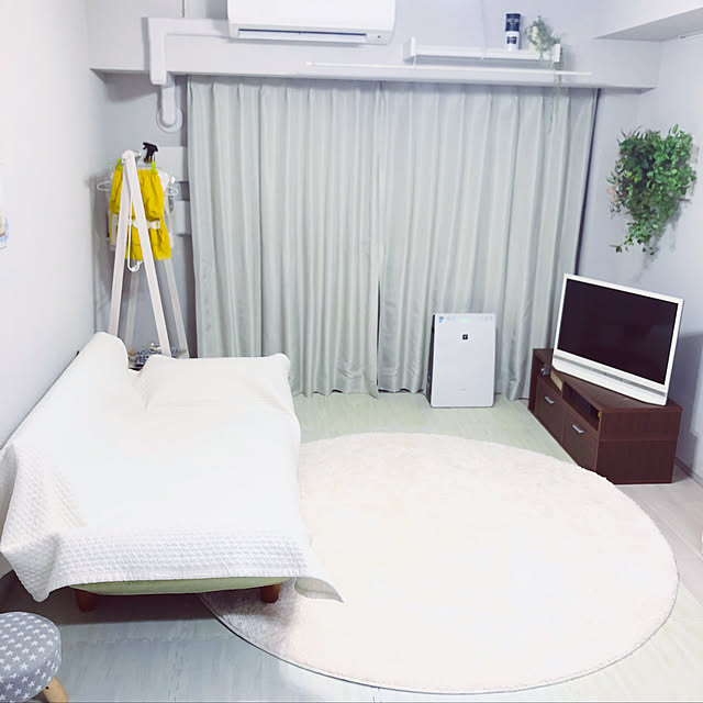 kobobomamaの森田アルミ工業-森田アルミ工業 WALLY-W740 室内物干し　シェルフタイプ　【Wally　ウォーリー】　巾＝740ミリ　色：ミルクホワイト WALLYW740の家具・インテリア写真