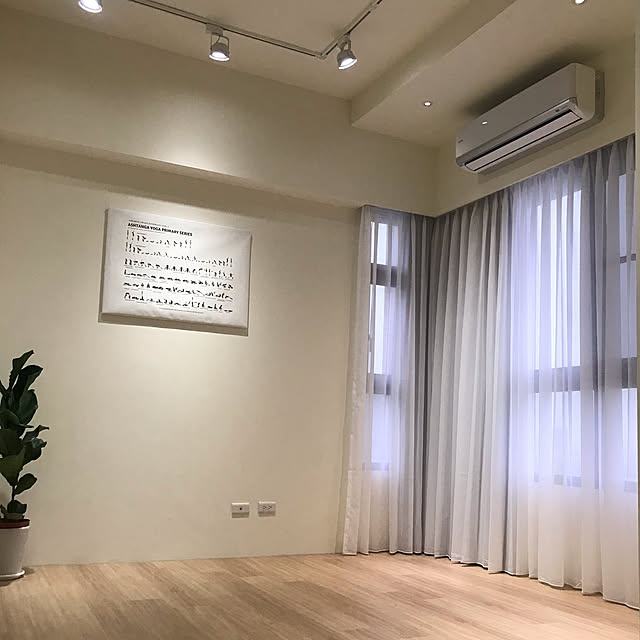 一人暮らし/照明/観葉植物/無印良品/北欧...などのインテリア実例 - 2022-05-24 21:33:40