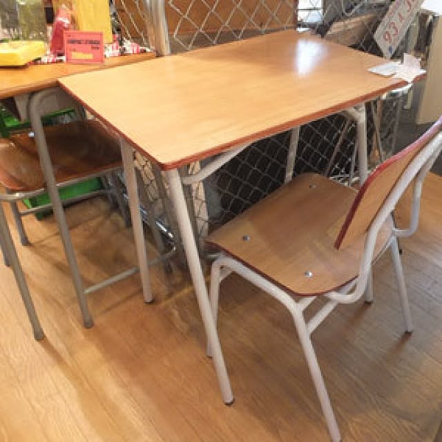 リサイクルショップ/再良市場/小学校の椅子と机/USED家具/リユース家具...などのインテリア実例 - 2015-04-06 14:20:11