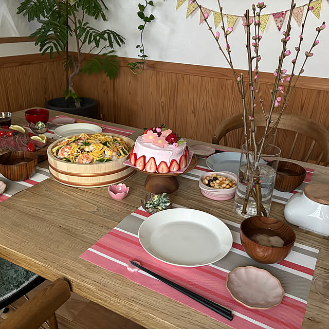 手作りケーキ/菜の花サラダ/ローストビーフ/ちらし寿司/2025ひなまつり...などのインテリア実例 - 2025-03-04 08:12:40