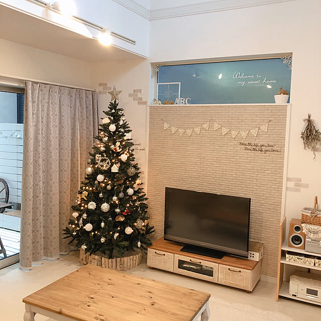 ニトリ クリスマスツリー210㎝のおすすめ商品とおしゃれな実例 ニトリ クリスマスツリー210㎝のおすすめ商品とおしゃれな実例