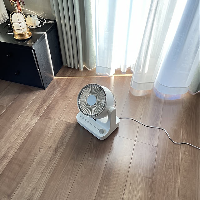 sakabe_shinのドウシシャ-サーキュレーター DCモーター 静音 ライトグレー ドウシシャ FCX-180D-LGYの家具・インテリア写真