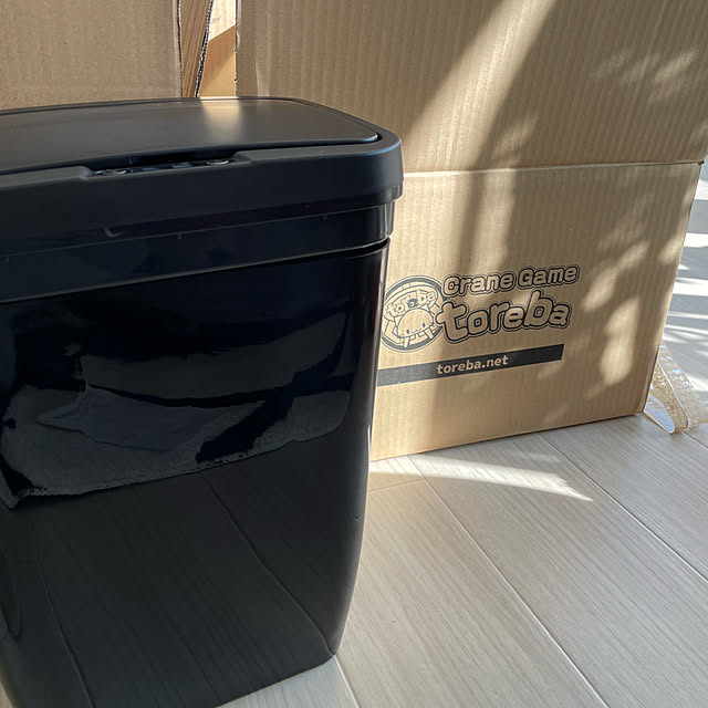 makiのTydle-ゴミ箱 自動開閉 9リットル ふた付き 自動ゴミ箱 電池式 人感センサー ダストボックス 日本語取扱説明書付き 衛生 防臭 自動開閉ダストボックス 角型 シンプル キッチン リビング オフィス 9Lの家具・インテリア写真