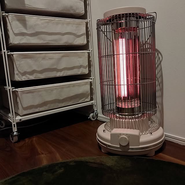 棚/わが家の暖房器具・ストーブ/レトロヒーター/新築一戸建て/無印良品...などのインテリア実例 - 2024-01-07 00:14:16