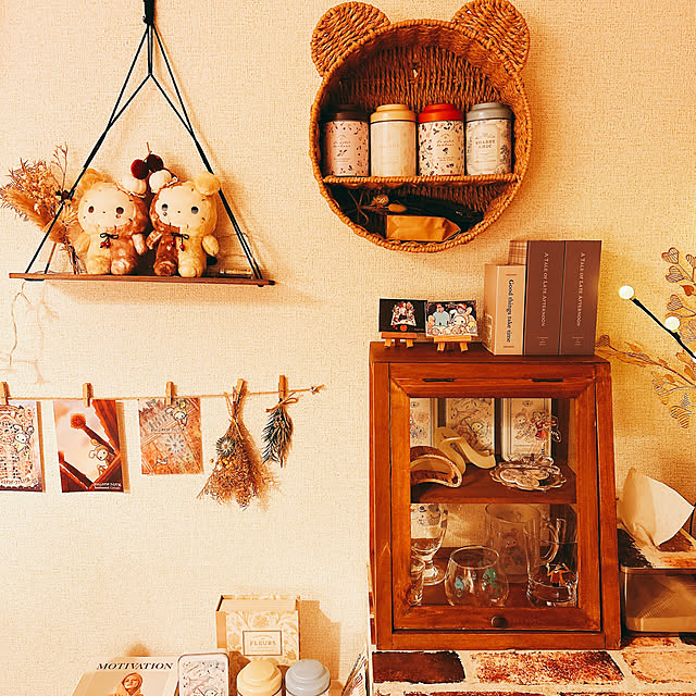 壁/天井/セリアの紅茶缶/セリアの雑貨/紅茶缶コレクション/紅茶缶...などのインテリア実例 - 2024-09-21 23:10:25