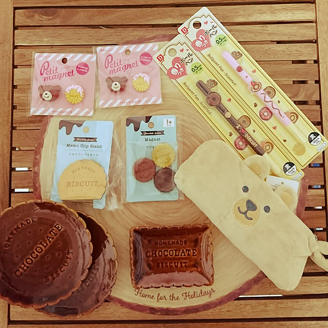 机/新商品買ったよ！/いいね♡いつもありがとうございます♡/いいね、フォロー本当に感謝です♡/今日もお疲れ様でした✨...などのインテリア実例 - 2018-12-28 22:14:47