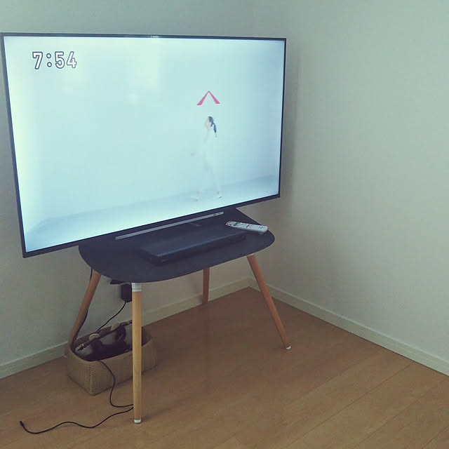 収納シェルフ付き4脚テレビスタンド テレビ台 TVタワースタンド