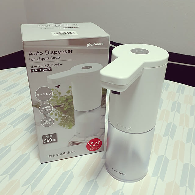 miyabiのLife on Products-【公式】オートディスペンサー リキッドタイプ MO-T002 plusmore プラスモア 電動ソープディスペンサー 液体タイプ 洗剤ボトル 北欧 おしゃれ プレゼント LP officialの家具・インテリア写真