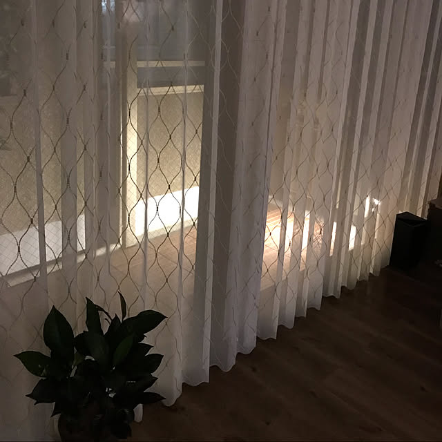 snowの-SANSHI タイマーコンセント 防雨型 光センサー 屋外用 消灯時間設定 自動点灯 装飾灯 ガーデンライト 玄関灯 防犯灯 照明器具 作業 黒の家具・インテリア写真