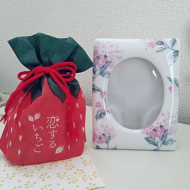 棚/noaちゃんからの贈り物/りんちゃんへの写真立て/ポーセラーツ/思いやりのお品物...などのインテリア実例 - 2025-04-08 16:41:00