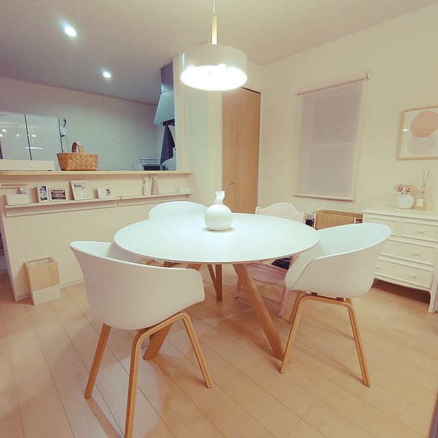 IKEA 丸テーブルのおすすめ商品とおしゃれな実例 | RoomClip IKEA 丸テーブルのおすすめ商品とおしゃれな実例 | RoomClip