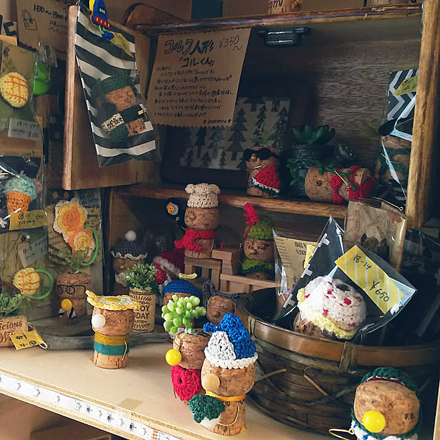 棚/コルク人形/ハンドメイド/コメントスルーで大丈夫です♡のインテリア実例 - 2019-04-11 10:31:33