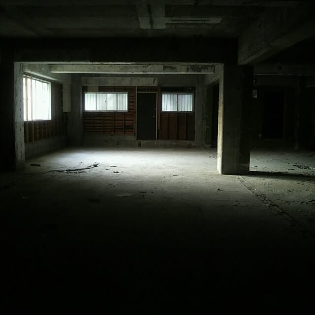 玄関/入り口/廃墟/リノベーション前/リフォーム前/コンクリート...などのインテリア実例 - 2014-03-14 02:14:39