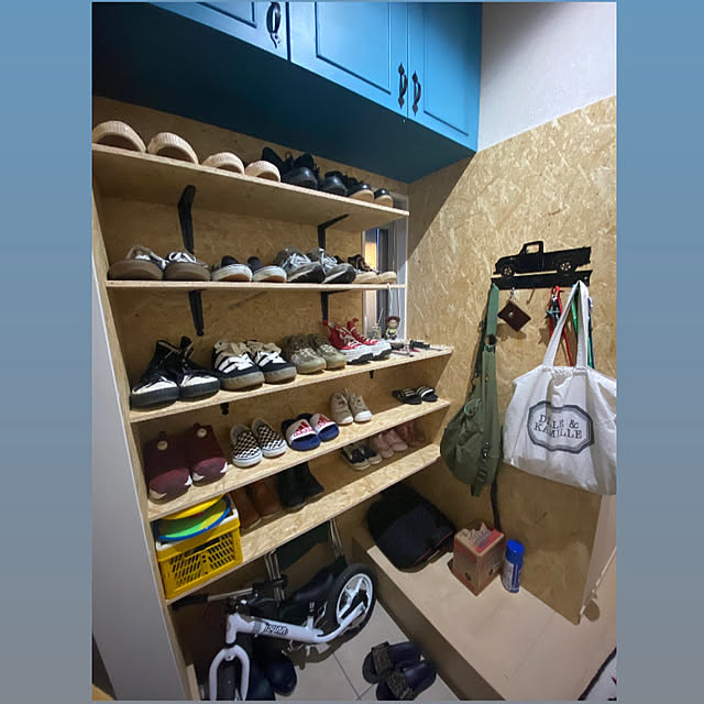 玄関/入り口/シューズラック/OSB合板/建売住宅/住みやすい家を目指して...などのインテリア実例 - 2024-10-20 17:28:12