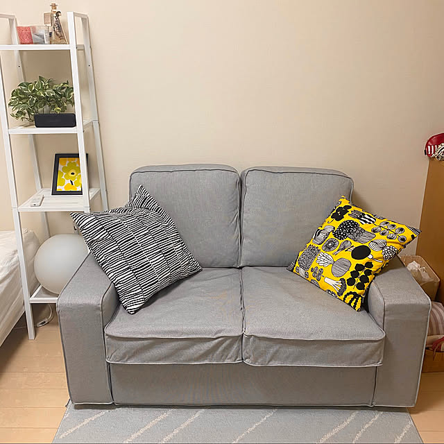 IKEA (イケア) KIVIK シーヴィク 2人掛けコンパクトソファ IKEA (イケア) KIVIK シーヴィク 2人掛けコンパクトソファ