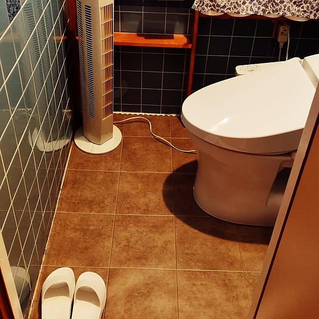 バス/トイレ/DIYトイレの床貼り替え/DIY/DIY女子/DIYのある暮らし...などのインテリア実例 - 2024-10-17 13:03:54