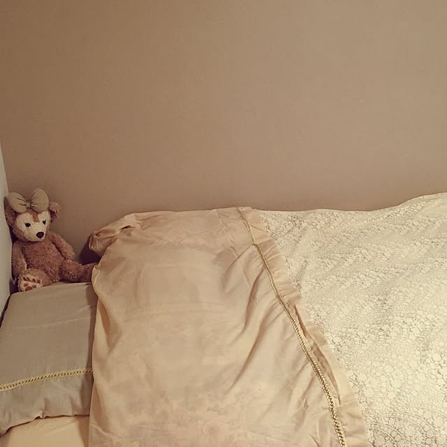 Hyangriのディズニー-シェリーメイ　ぬいぐるみ　Sサイズ　約43cm　Duffy　【東京ディズニーシー限定】の家具・インテリア写真