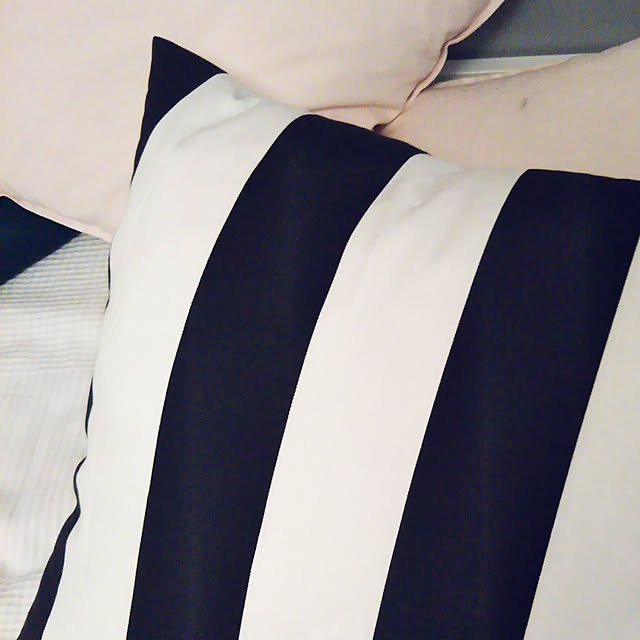 ベッド周り/IKEA/クッション/モノトーンインテリア/寝室のインテリア実例 - 2019-03-07 17:33:07