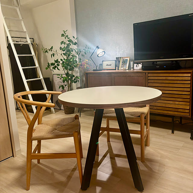 カフェテーブル KANADEMONOのおすすめ商品とおしゃれな実例 カフェテーブル KANADEMONOのおすすめ商品とおしゃれな実例