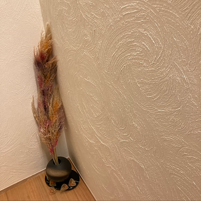 好きなものに囲まれた暮らし/陰影が好き/陰影を楽しむ/パンパスグラスのある暮らし/パンパスグラス...などのインテリア実例 - 2022-11-24 00:03:06