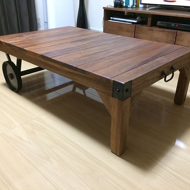 車輪付きテーブルのおすすめ商品とおしゃれな実例 | RoomClip 車輪付きテーブルのおすすめ商品とおしゃれな実例 | RoomClip
