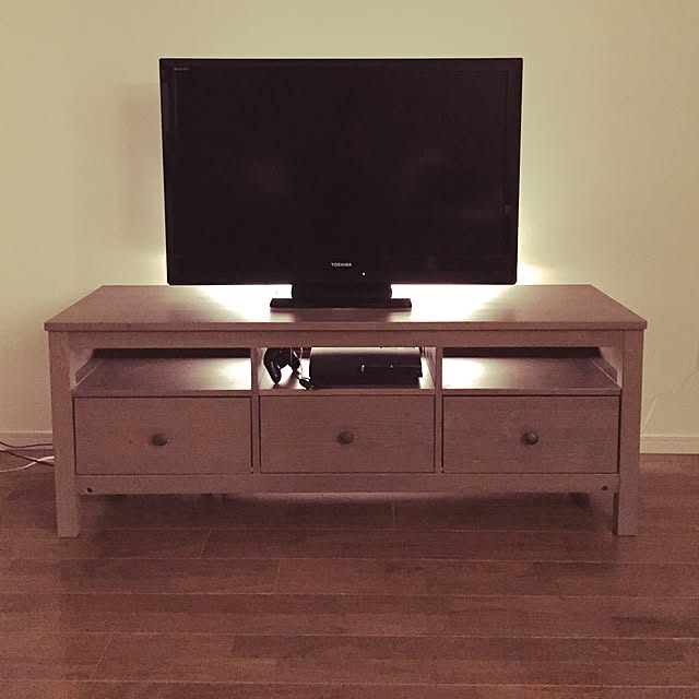 間接照明 IKEAのテレビ台のおすすめ商品とおしゃれな実例 間接照明 IKEAのテレビ台のおすすめ商品とおしゃれな実例
