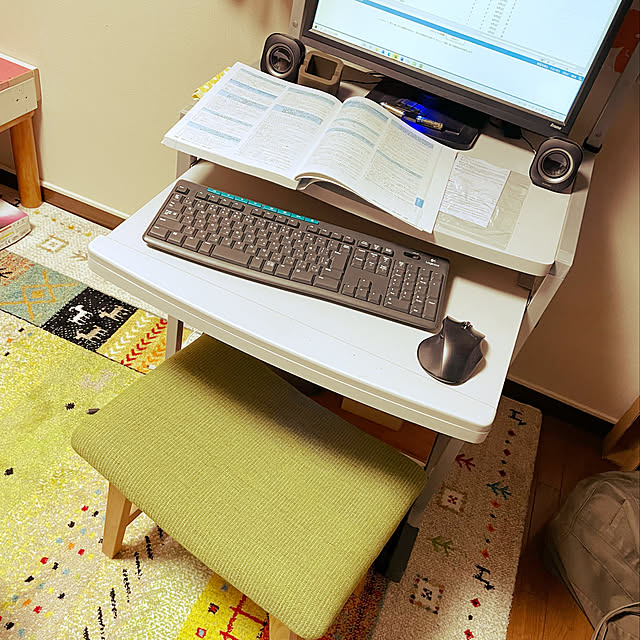 パソコンデスク/勉強中/おうち見直しキャンペーン/トロペスツール/RoomClipショッピング...などのインテリア実例 - 2022-01-27 21:22:04