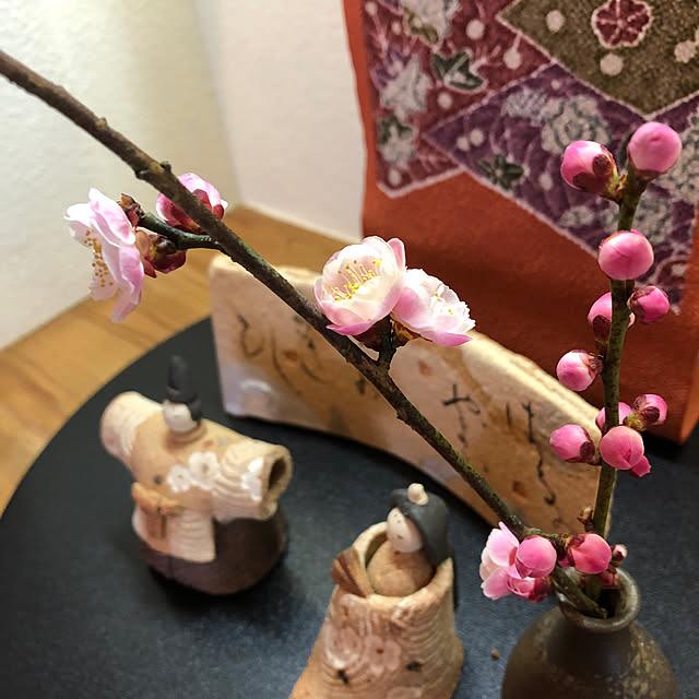 庭の花を飾る/梅の花/備前焼の一輪挿し/着物の半襟/滝上真由美...などのインテリア実例 - 2022-03-06 19:09:41