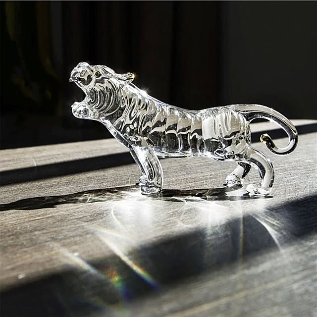 アメージングタイランド・グランドセール 風水 干支 クリア 透明 16cm 置物 トラ クリスタルガラス 虎 置物