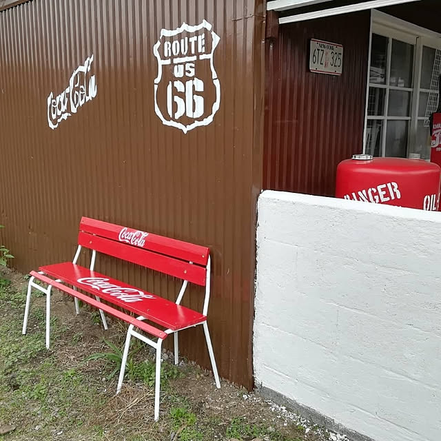 アメリカン コカコーラベンチのおすすめ商品とおしゃれな実例 アメリカン コカコーラベンチのおすすめ商品とおしゃれな実例