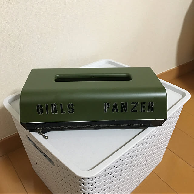 リビング/さぁ〜戦車ぽく完成するのか⁉︎/ガルパン/ダイソー/セリア...などのインテリア実例 - 2018-04-13 22:24:50