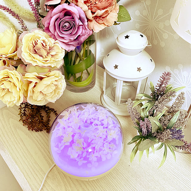 フェイクフラワーアレンジ/フェイクフラワー/花に囲まれて暮らす/花のある暮らし/加湿器...などのインテリア実例 - 2021-11-23 09:58:41