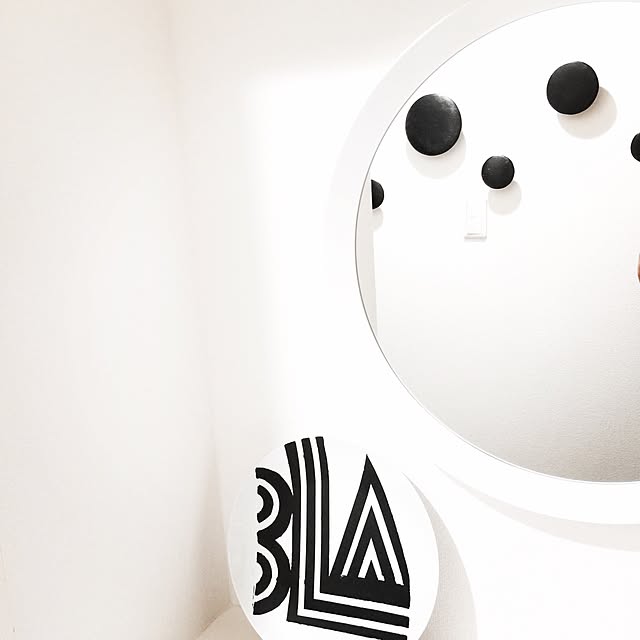 玄関/入り口/DIY/壁紙の張り替え/ホワイト/ブラック...などのインテリア実例 - 2015-08-07 10:15:26