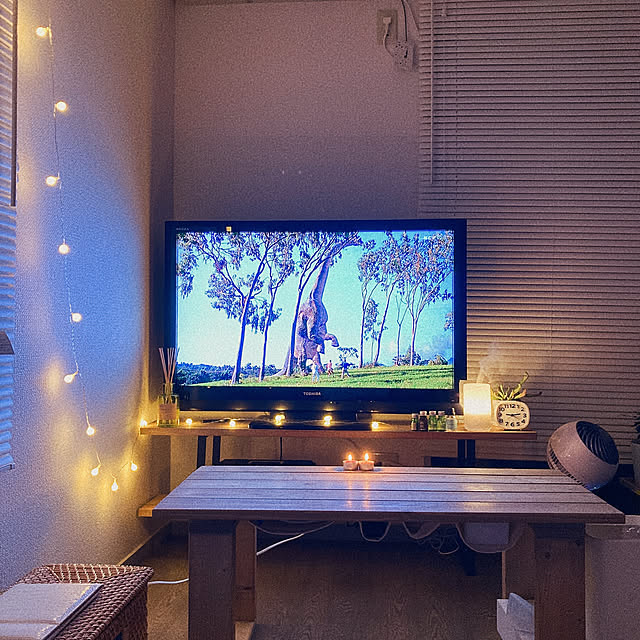 テレビボードDIY/テレビボード/イルミネーションライト/リビング/一人暮らし...などのインテリア実例 - 2021-09-29 22:39:02