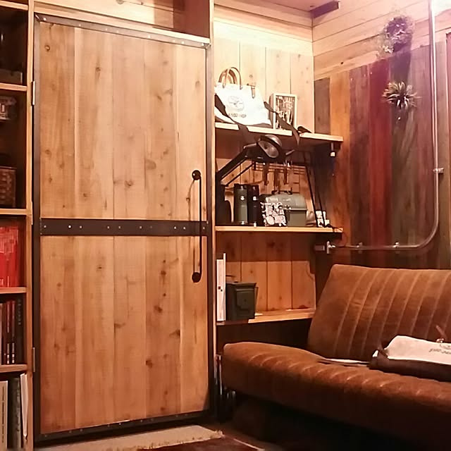 部屋全体/寝室/DIY/ヴィンテージ/無垢材...などのインテリア実例 - 2017-07-03 02:35:52
