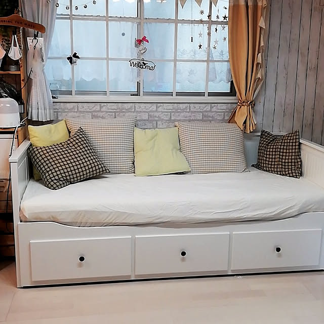 イケア HEMNES ヘムネス デイベッド 引き出し3/マットレス2付き - 通販 | 家具とインテリアの通販【RoomClipショッピング】 イケア HEMNES ヘムネス デイベッド 引き出し3/マットレス2付き - 通販 | 家具とインテリアの通販【RoomClipショッピング】