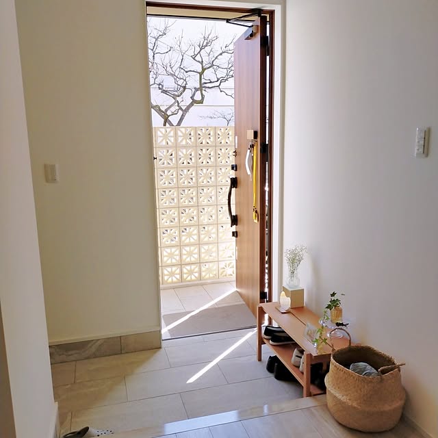 玄関収納 LIXIL建具のアイデア・おすすめ商品・おしゃれな実例 玄関収納 LIXIL建具のアイデア・おすすめ商品・おしゃれな実例