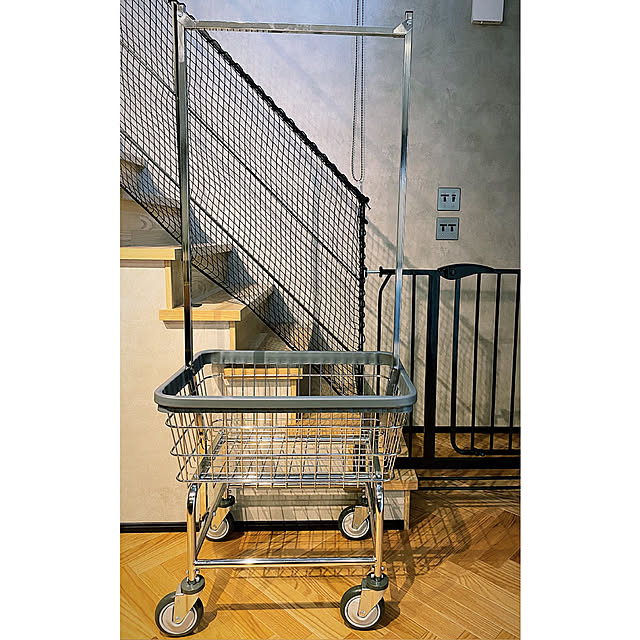 ハンガーラック パシフィックファニチャーサービス PACIFIC FURNITURE SERVICE ランドリーカートダブルポール LAUNDRY  CART DOUBLE POLE ランドリー おしゃれ - 通販 | 家具とインテリアの通販【RoomClipショッピング】