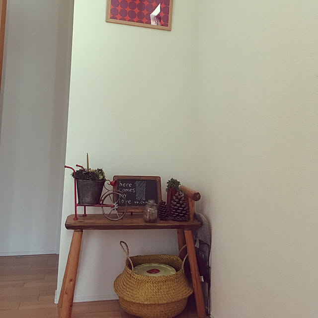 玄関/入り口/マリメッコペパナプ/院長の作品/まつぼっくり/手づくりスツールのインテリア実例 - 2018-06-26 16:02:34