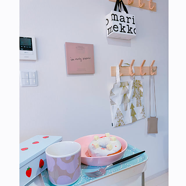 キッチン/新生活/いつもいいねありがとうございます♡/マリメッコ 食器/海外インテリアに憧れる...などのインテリア実例 - 2024-03-26 09:26:10